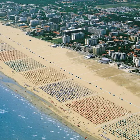 Cool Private Parking - Airco - Beach Amenities *